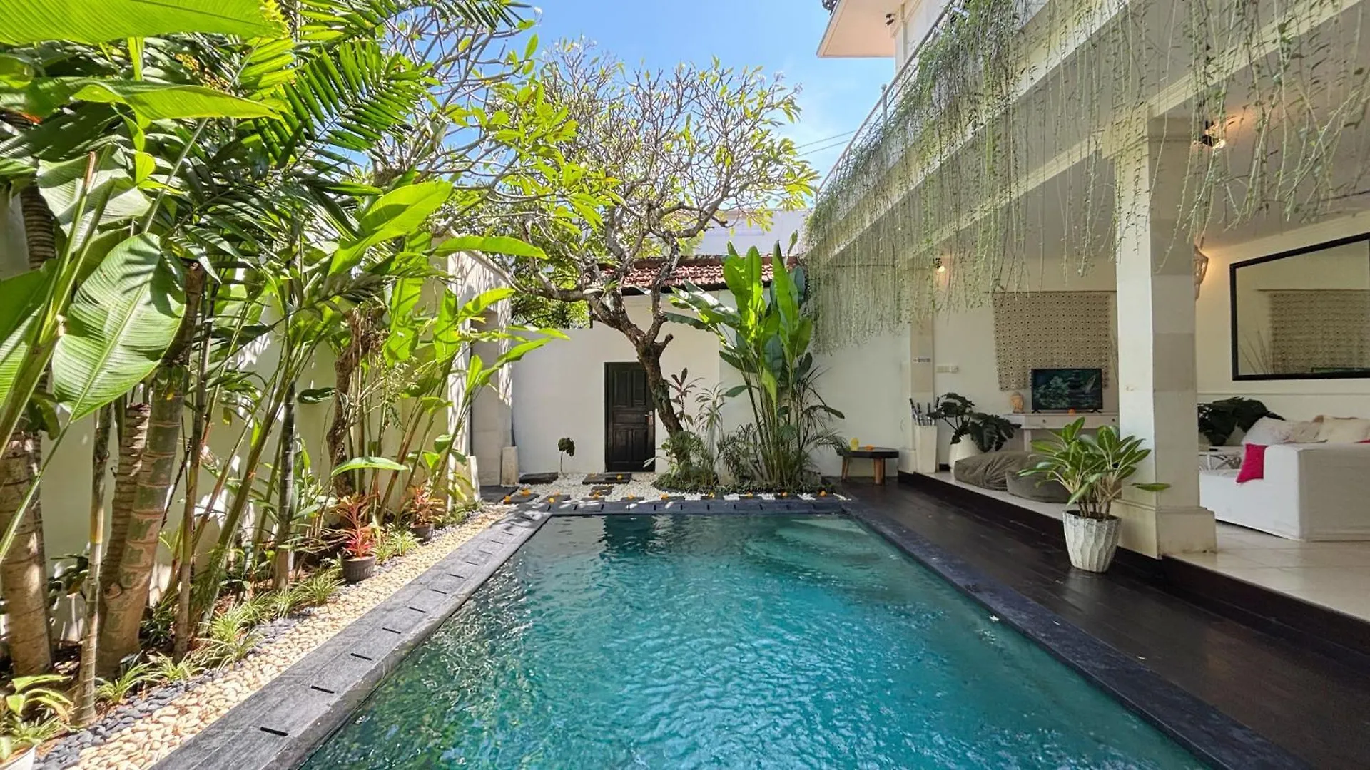 Villa Mandari スミニャック 0*,
